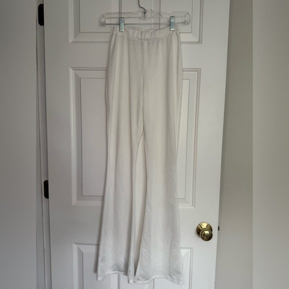 PrettyLittleThing Pants - PrettyLittleThing White Flare Pants